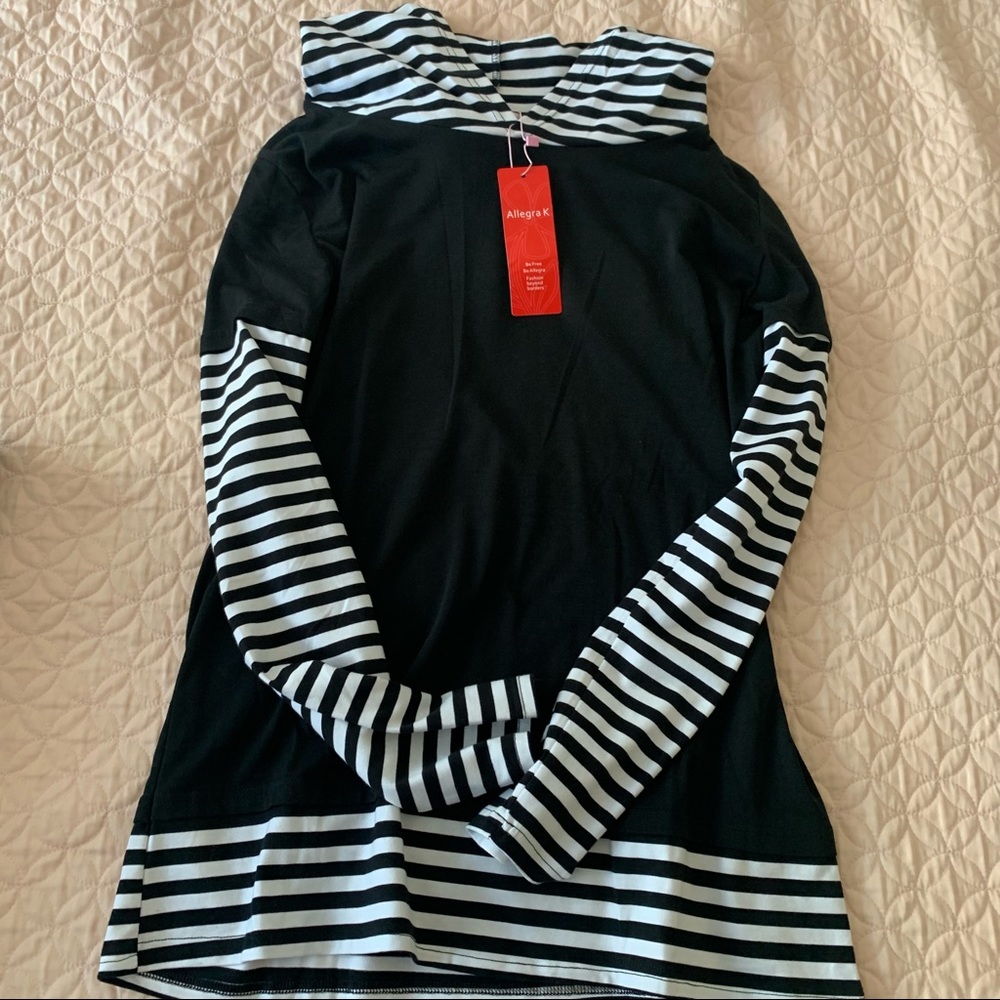 Black and white striped layered hoodie shirt